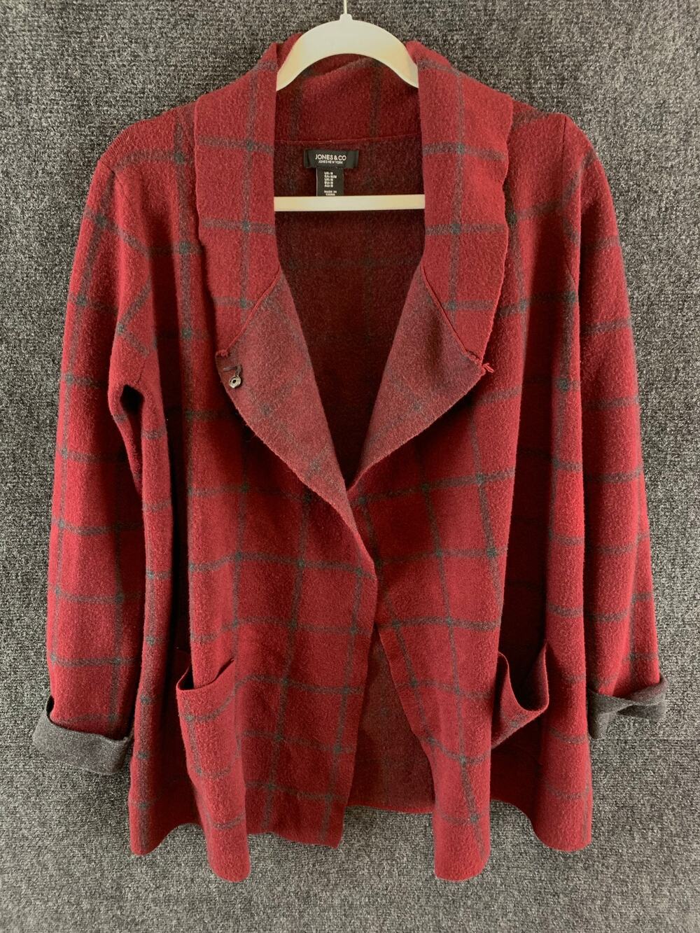 Jones & Co Women’s Windowpane Plaid Sweater Jacket Red & Grey Size M